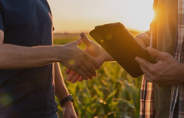 Suradnja između dvaju poljoprivrednika